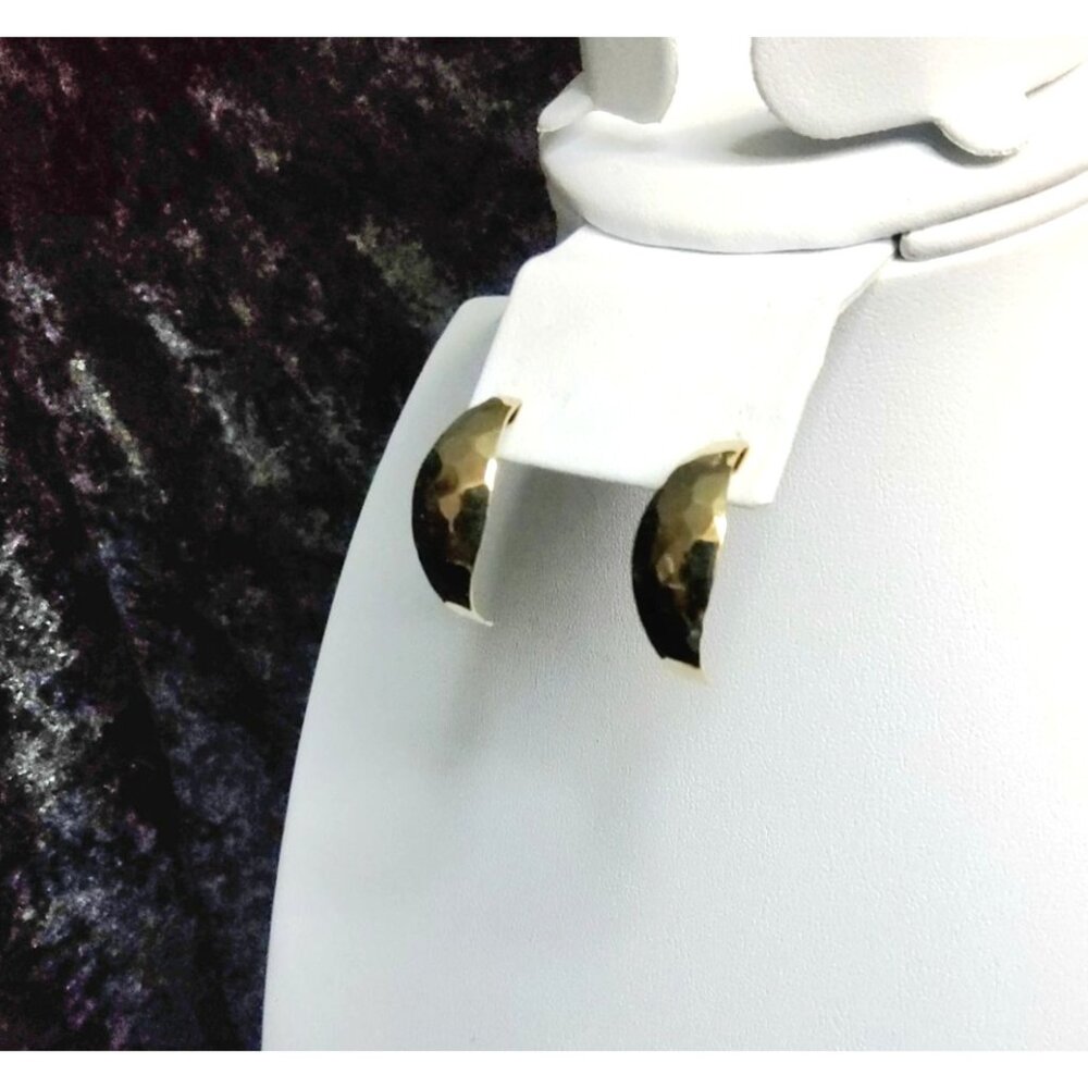 vintage gold tone hammered design half hoop push back earrings